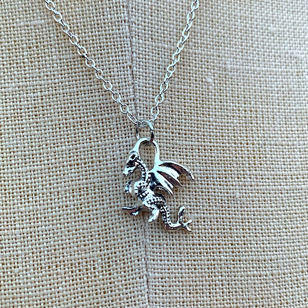 NWT Sterling Silver Plated Chain & Alloy Dragon Charm Necklace